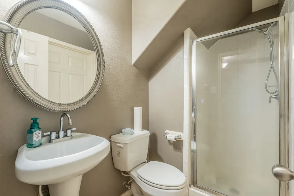 2542 Golden Fork Drive Katy, TX 77494