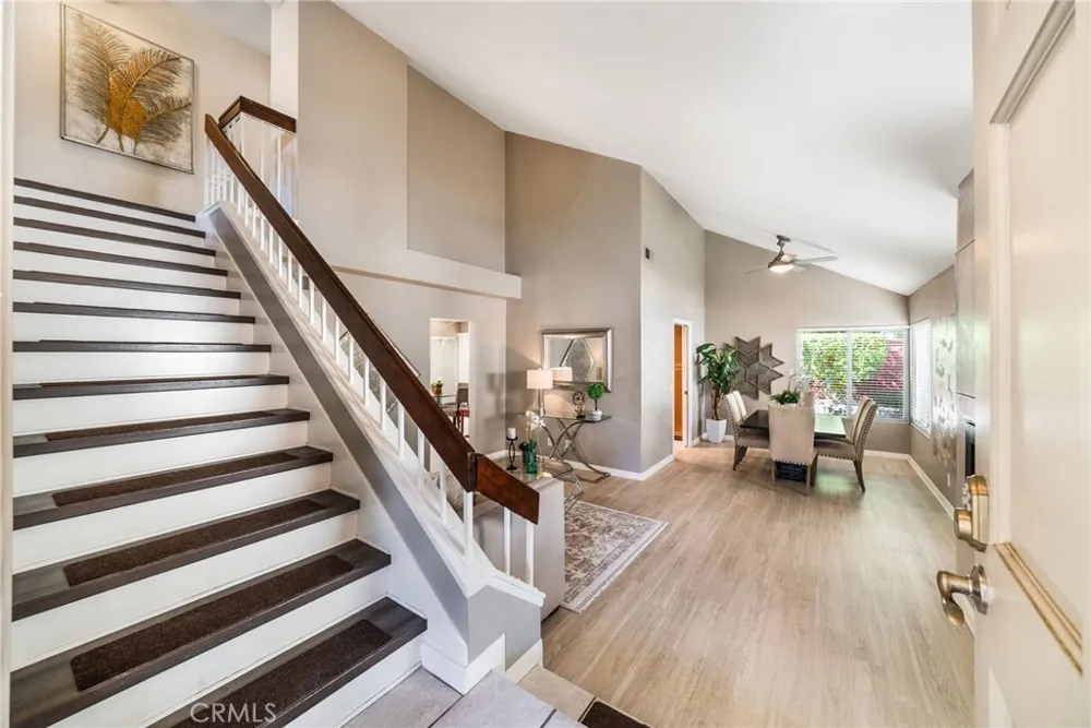 10 Pasada Valiente Rancho Santa Margarita, CA 92688