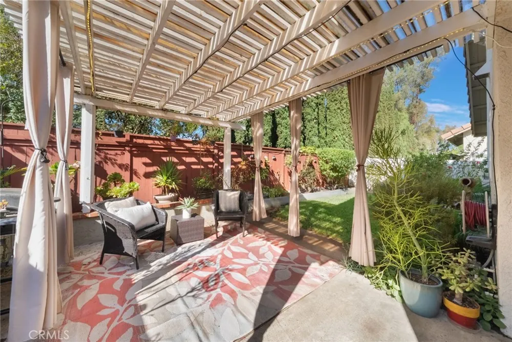 10 Pasada Valiente Rancho Santa Margarita, CA 92688