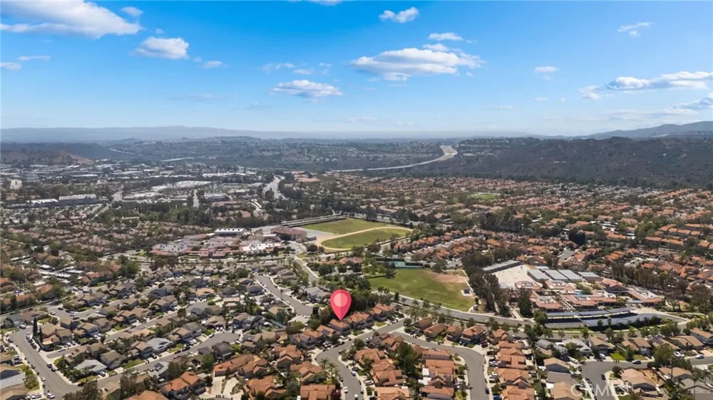 10 Pasada Valiente Rancho Santa Margarita, CA 92688
