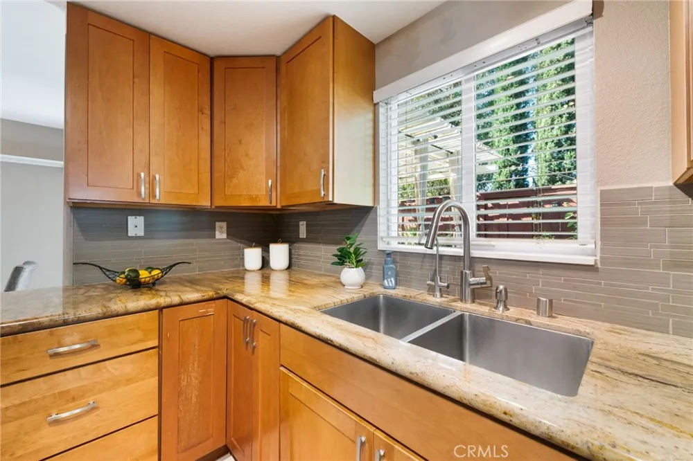 10 Pasada Valiente Rancho Santa Margarita, CA 92688