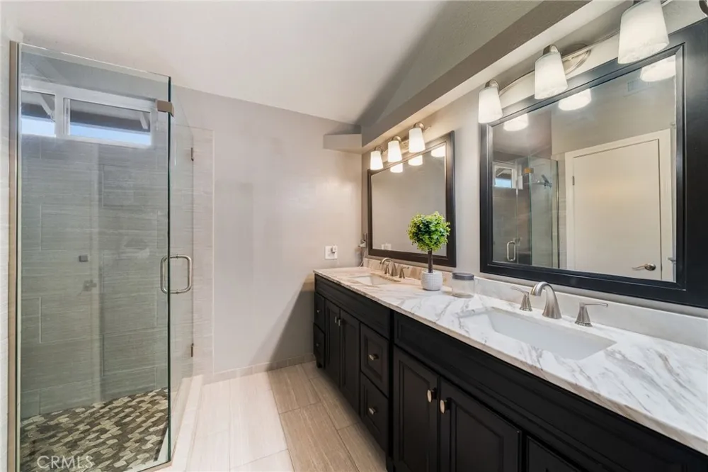10 Pasada Valiente Rancho Santa Margarita, CA 92688