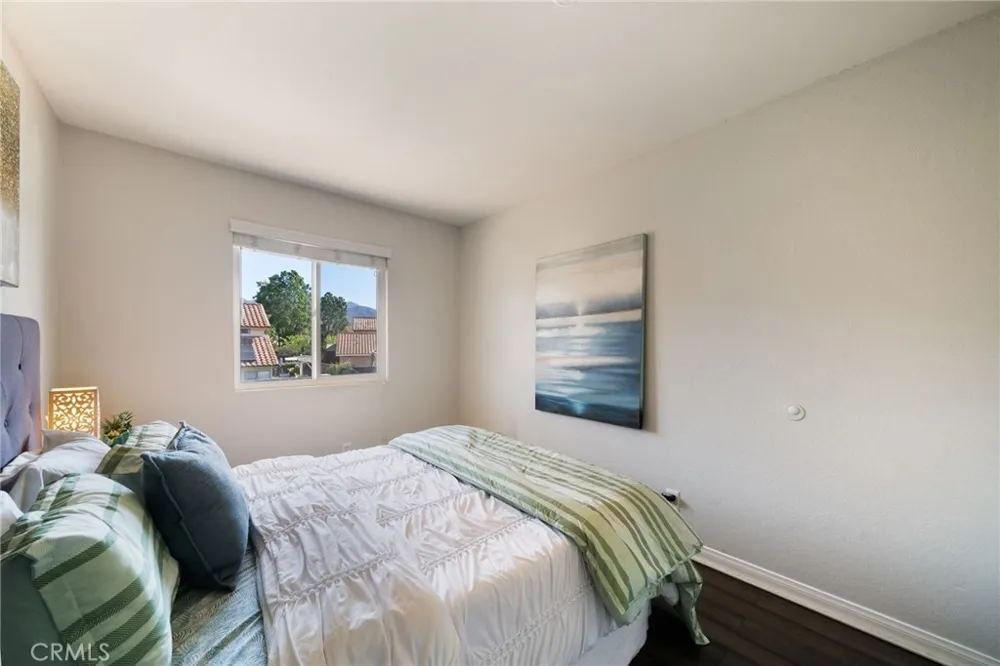 10 Pasada Valiente Rancho Santa Margarita, CA 92688