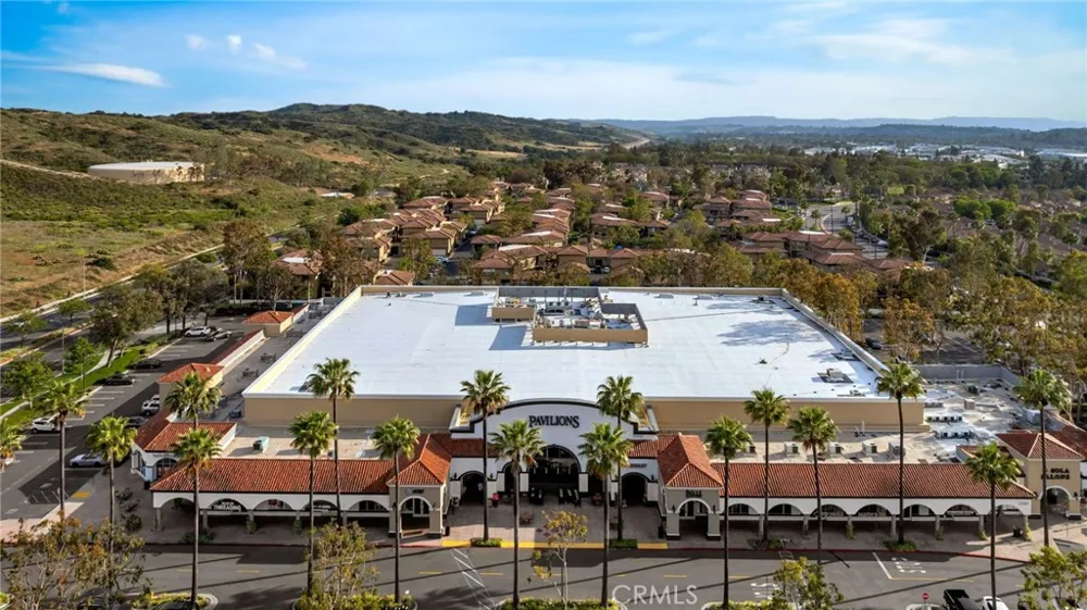10 Pasada Valiente Rancho Santa Margarita, CA 92688