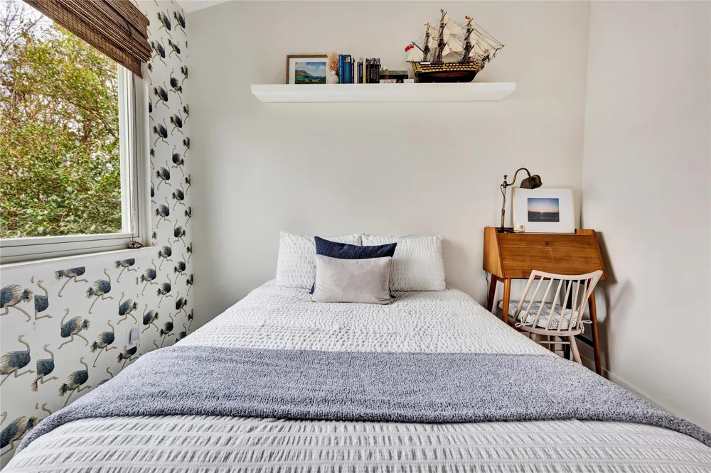 919 E 51st Street #B Austin, TX 78751