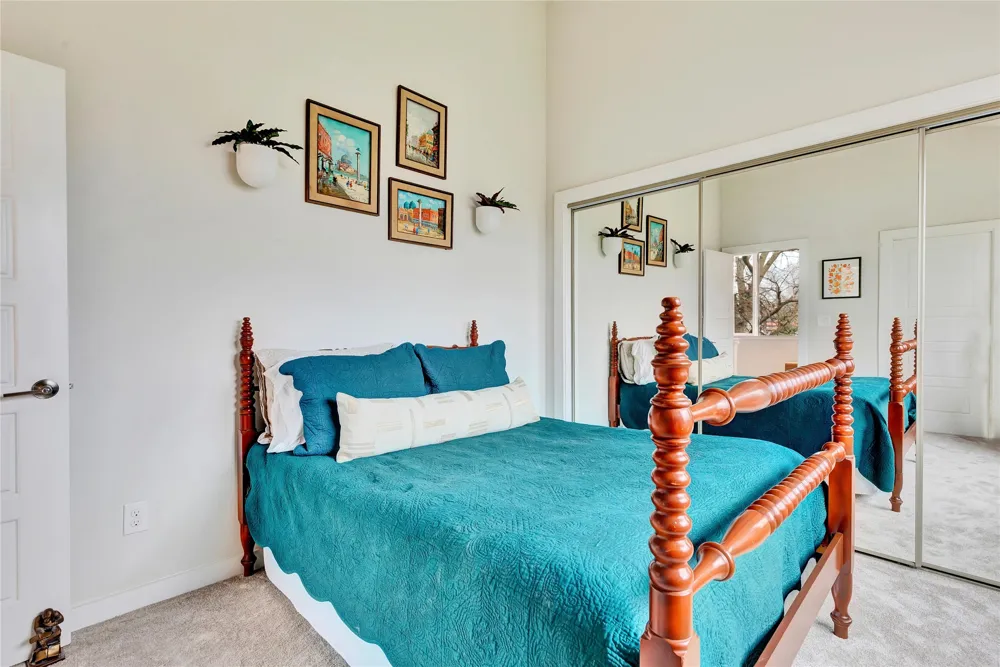 919 E 51st Street #B Austin, TX 78751