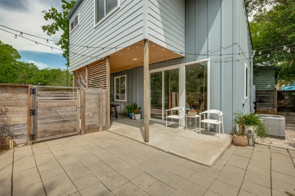 919 E 51st Street #B Austin, TX 78751