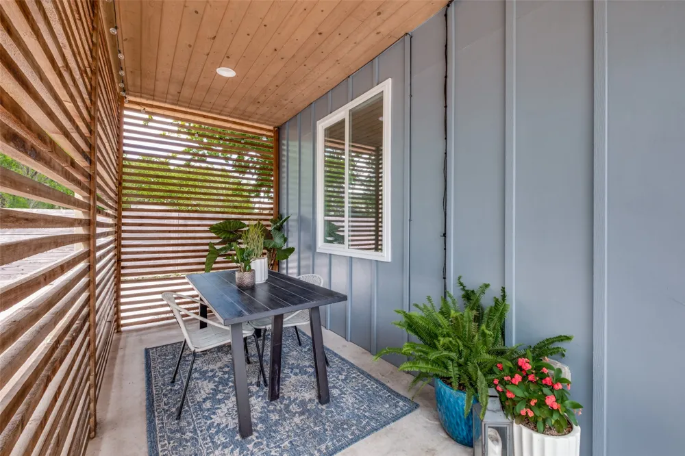 919 E 51st Street #B Austin, TX 78751