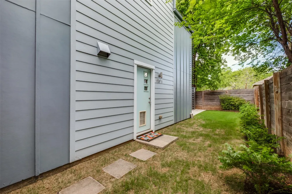 919 E 51st Street #B Austin, TX 78751