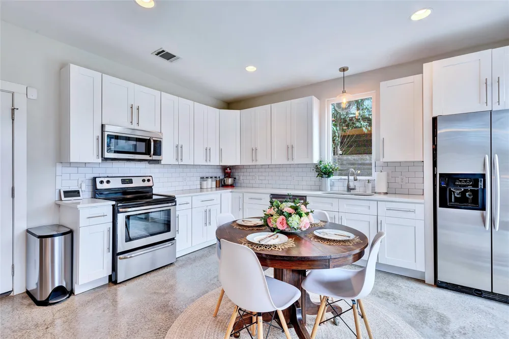 919 E 51st Street #B Austin, TX 78751