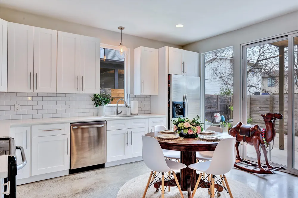 919 E 51st Street #B Austin, TX 78751