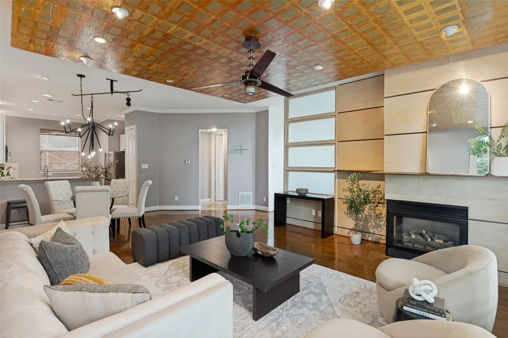 3513 Bryan Street Dallas, TX 75204