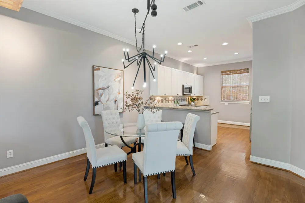 3513 Bryan Street Dallas, TX 75204