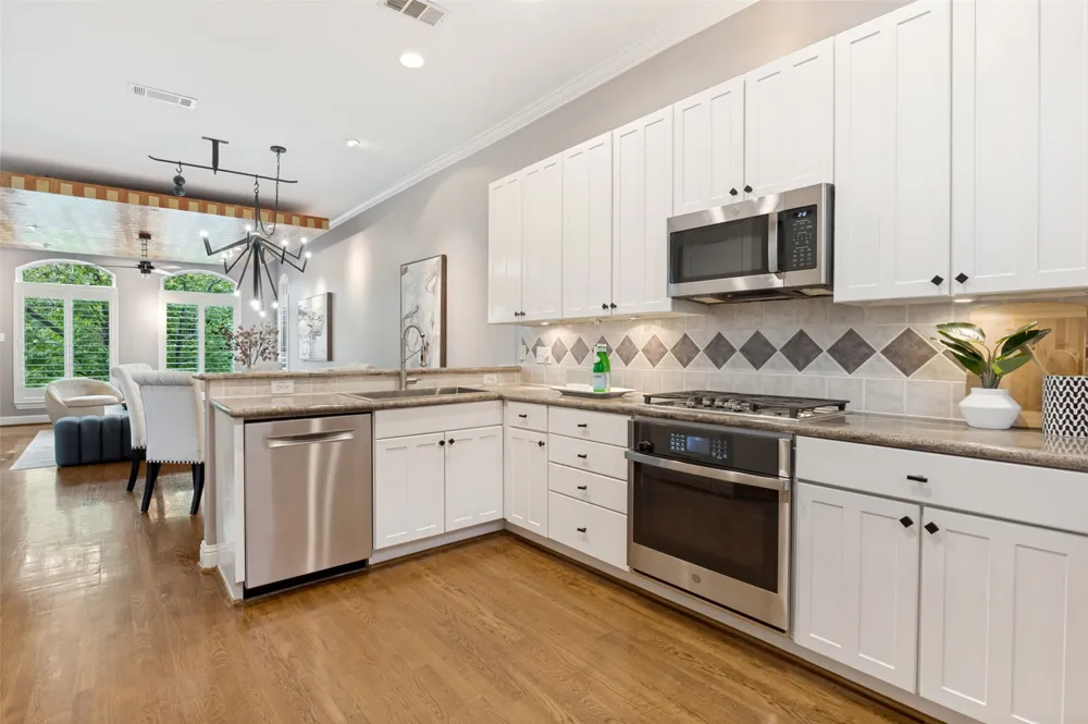 3513 Bryan Street Dallas, TX 75204