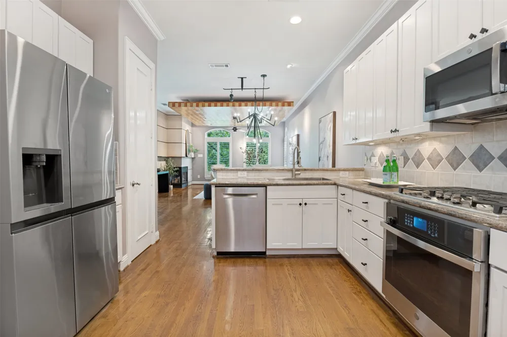 3513 Bryan Street Dallas, TX 75204