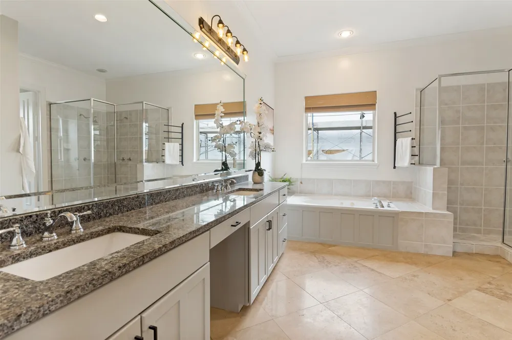 3513 Bryan Street Dallas, TX 75204