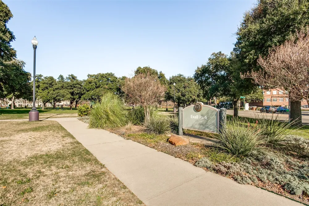 3513 Bryan Street Dallas, TX 75204