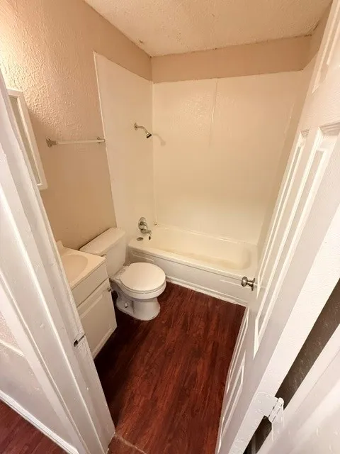 1037 E Tucker Street #102 Fort Worth, TX 76104