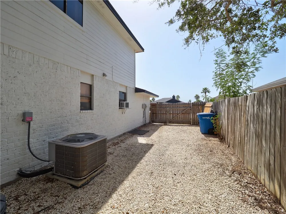 13938 WINDJAMMER DRIVE Corpus Christi, TX 78418