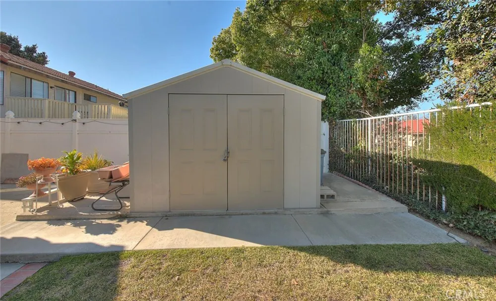 16 Sunset Ridge Pomona, CA 91766