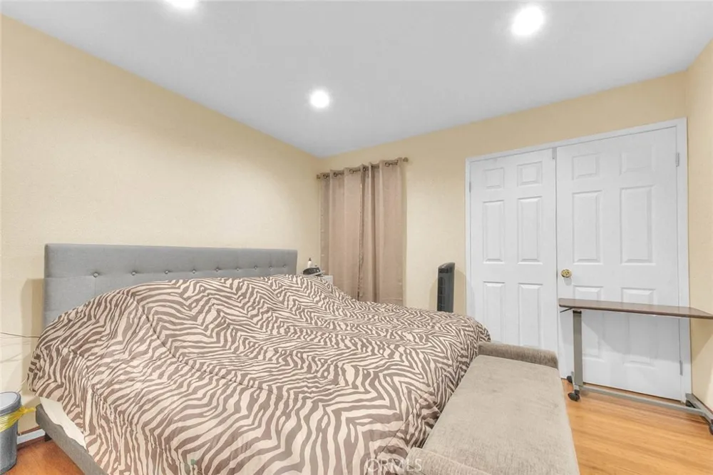 16 Sunset Ridge Pomona, CA 91766