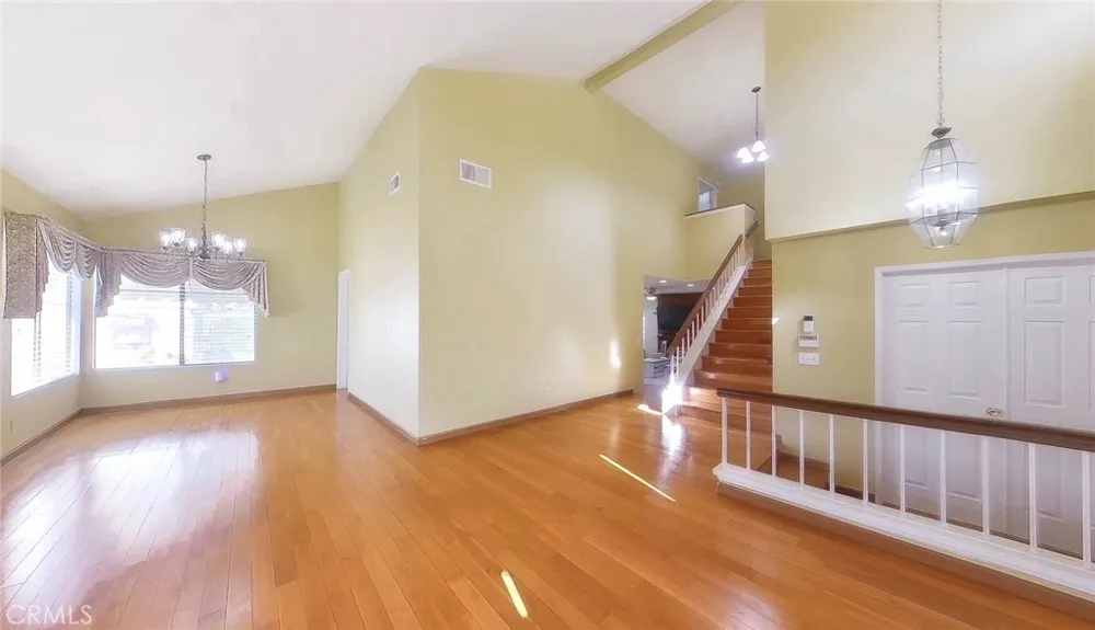 16 Sunset Ridge Pomona, CA 91766