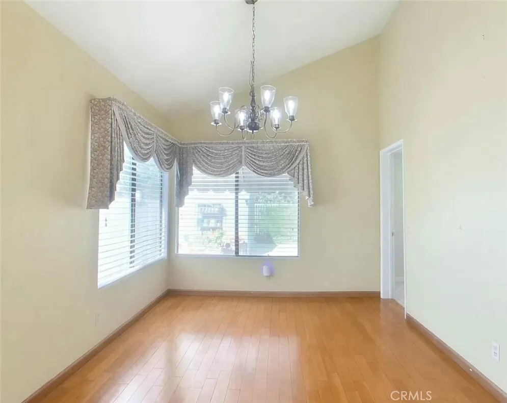 16 Sunset Ridge Pomona, CA 91766