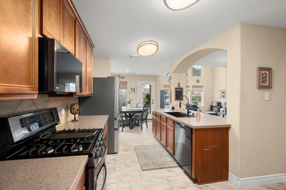 21902 Trapper Lake Drive Spring, TX 77388