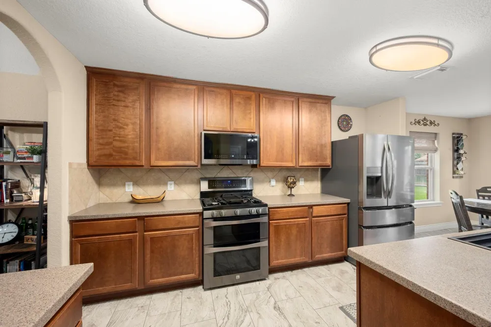 21902 Trapper Lake Drive Spring, TX 77388