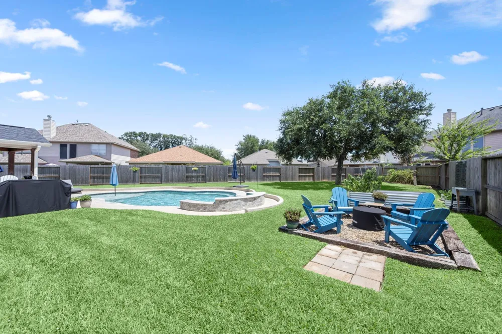 21902 Trapper Lake Drive Spring, TX 77388