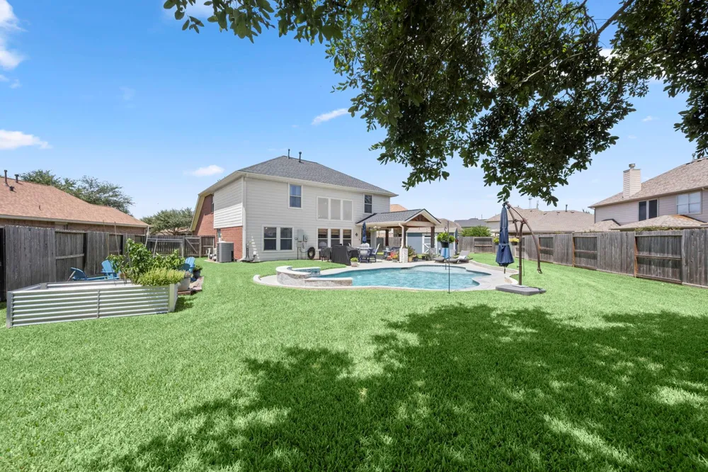 21902 Trapper Lake Drive Spring, TX 77388