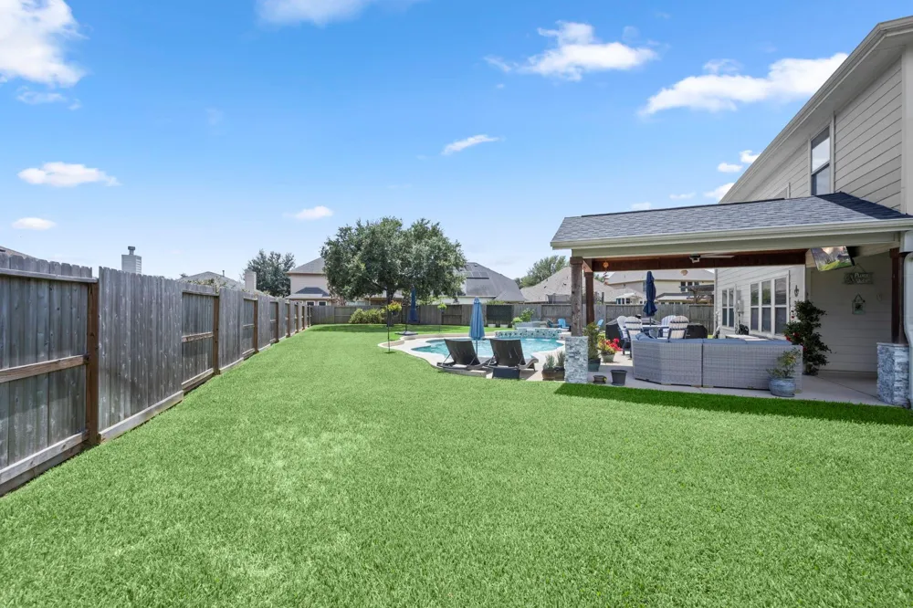 21902 Trapper Lake Drive Spring, TX 77388