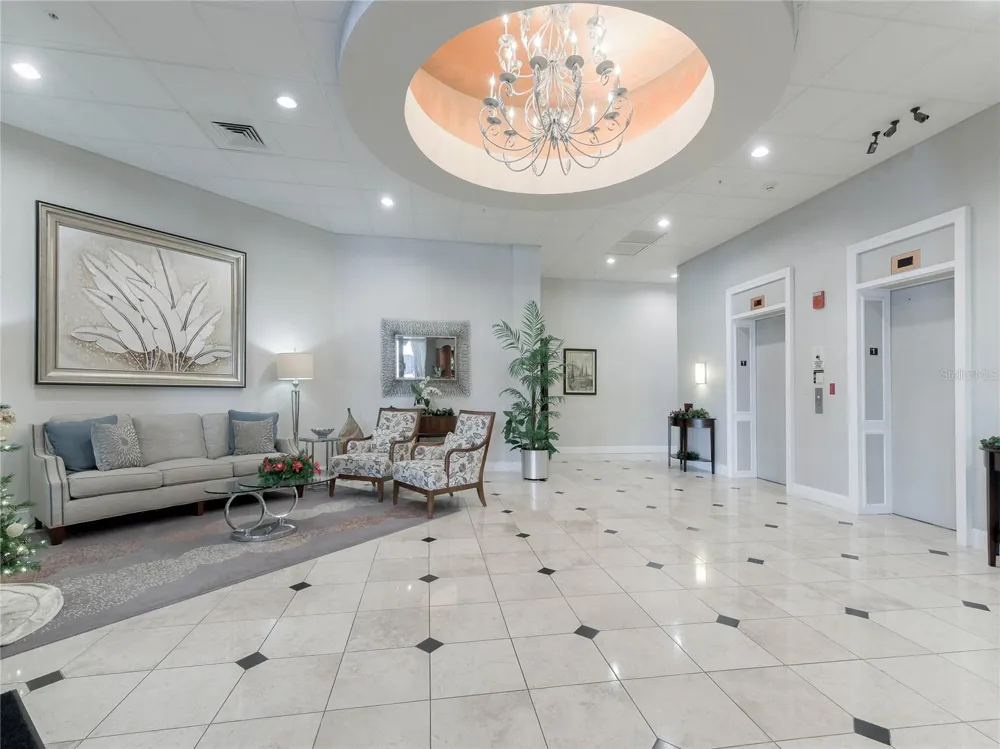 288 BEACH DRIVE NE #6A St Petersburg, FL 33701