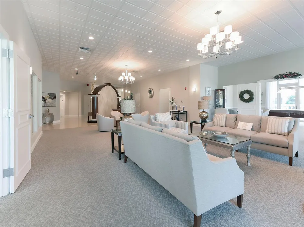 288 BEACH DRIVE NE #6A St Petersburg, FL 33701