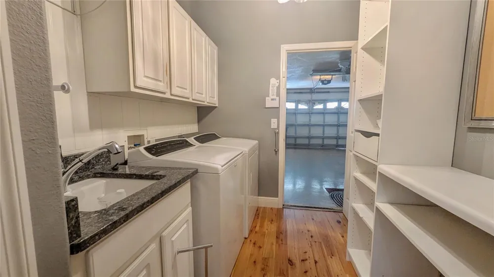 700 SHADOW BAY WAY Osprey, FL 34229
