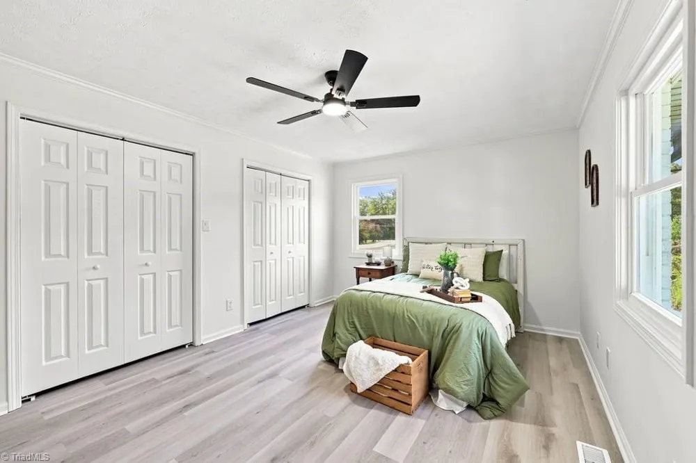 2930 Lake Drive Burlington, NC 27217