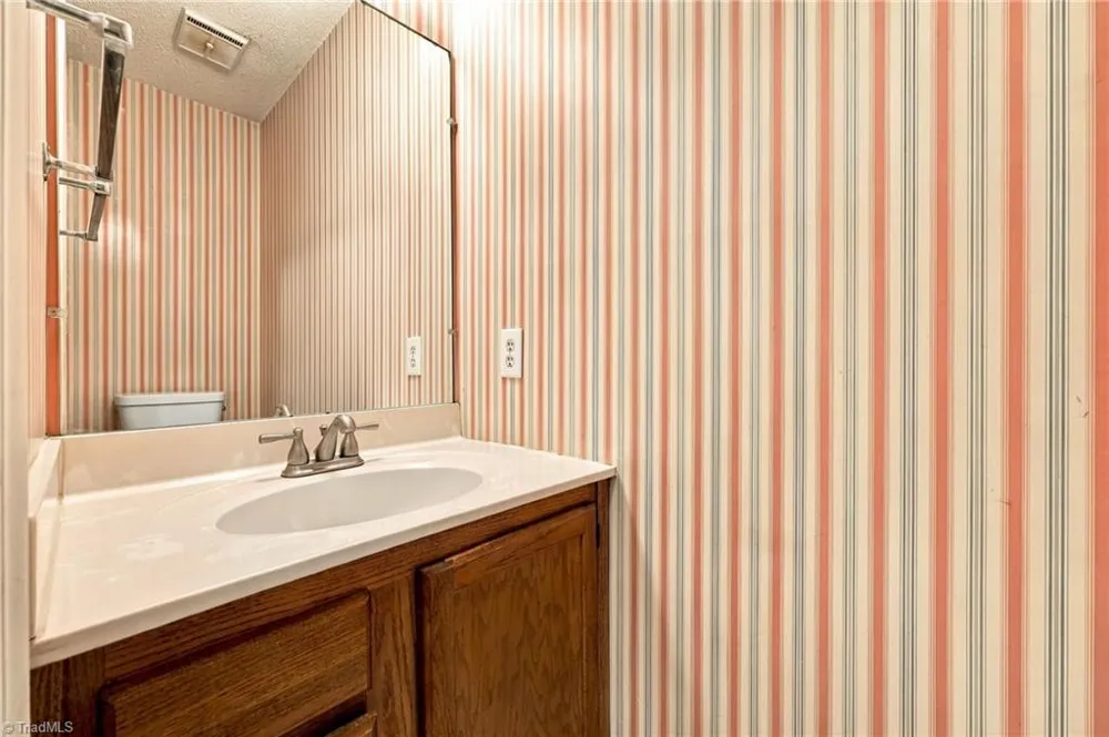 161 Winfield Drive King, NC 27021
