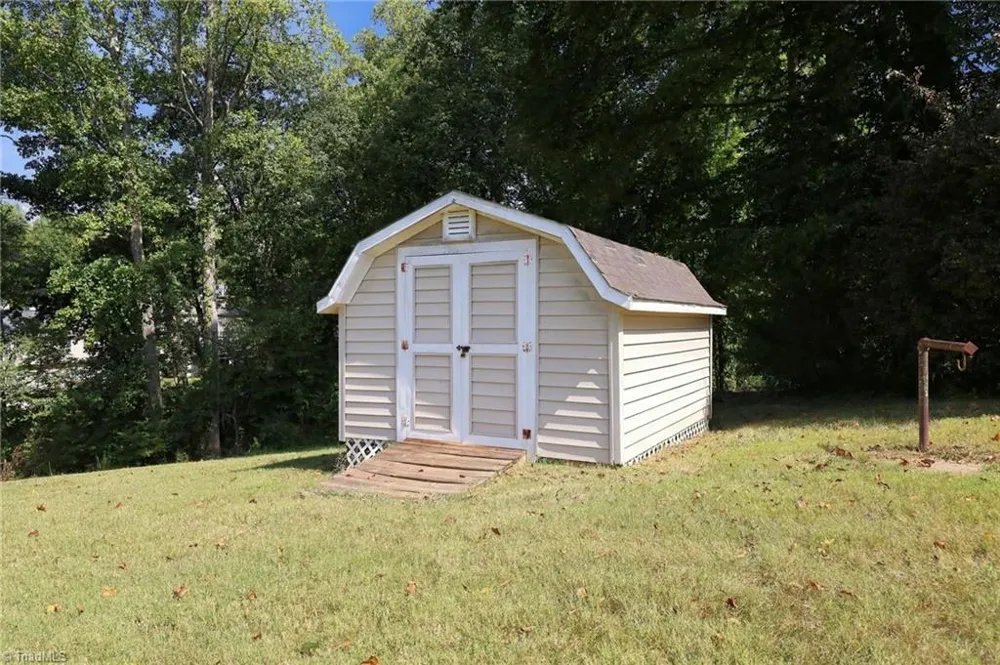 161 Winfield Drive King, NC 27021