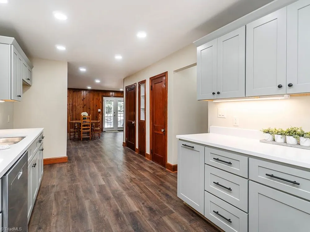 8375 Sylvan Road Liberty, NC 27298
