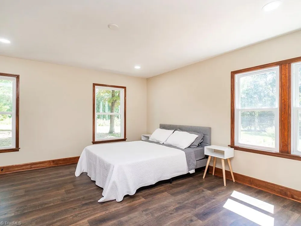 8375 Sylvan Road Liberty, NC 27298