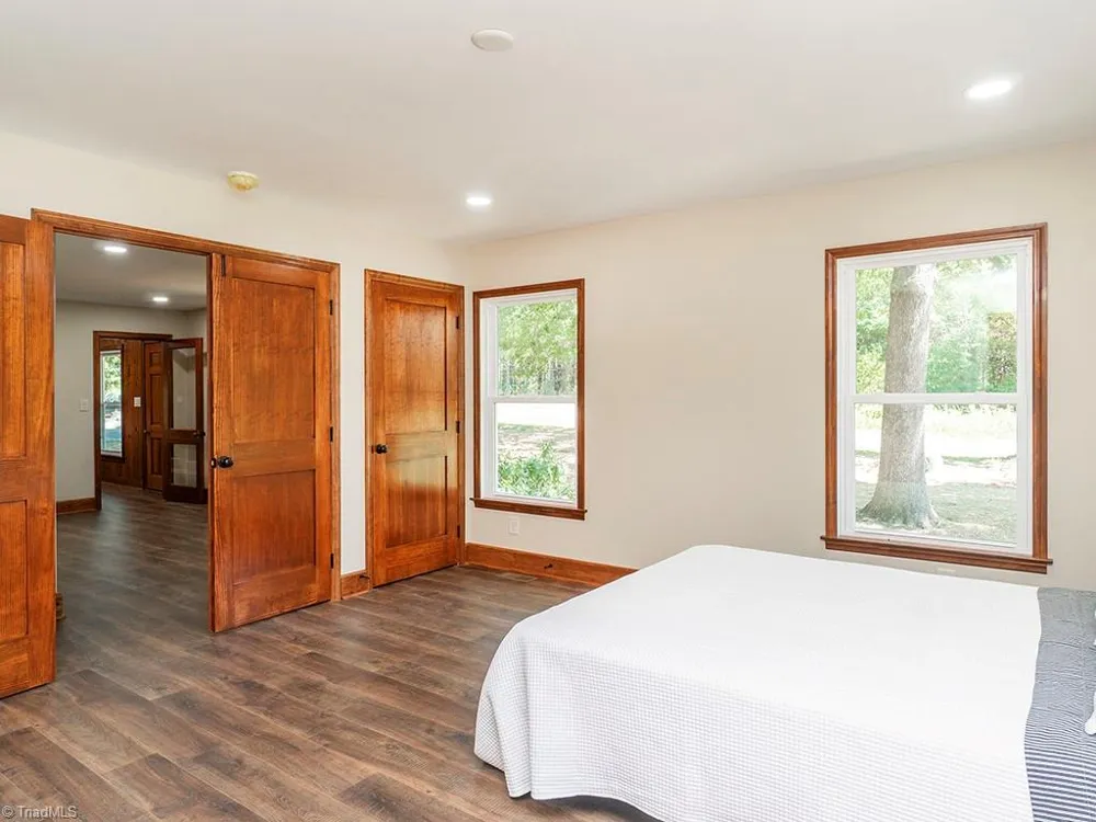 8375 Sylvan Road Liberty, NC 27298