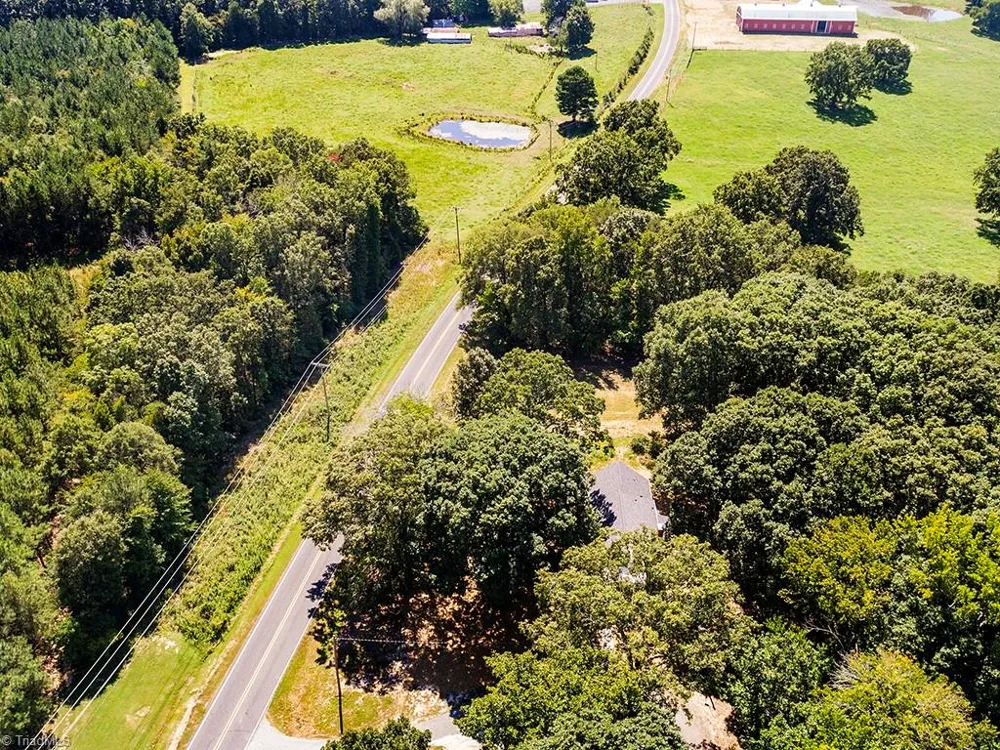 8375 Sylvan Road Liberty, NC 27298