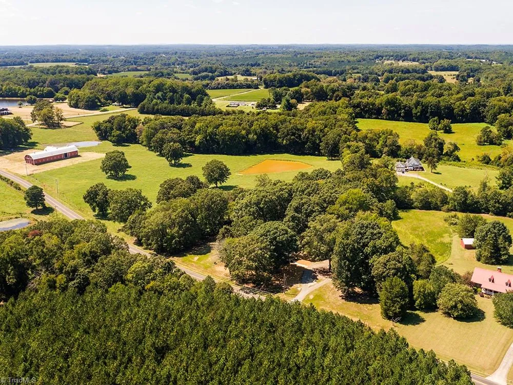 8375 Sylvan Road Liberty, NC 27298