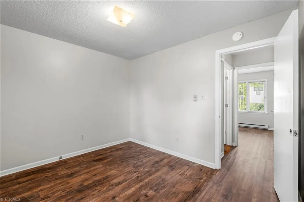 507 3rd Avenue Siler City, NC 27344