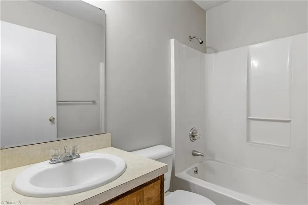 507 3rd Avenue Siler City, NC 27344