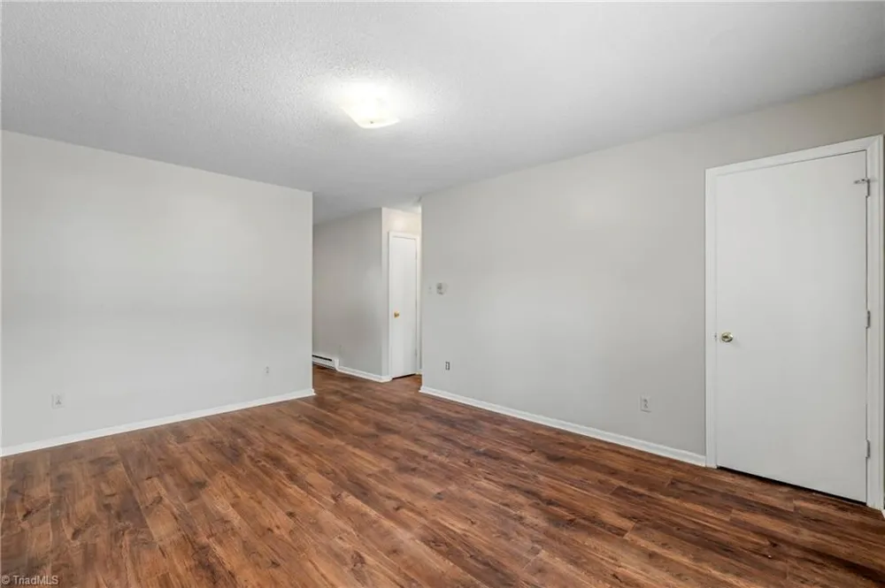 507 3rd Avenue Siler City, NC 27344