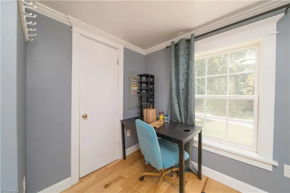 3304 Heitman Drive Winston-Salem, NC 27107