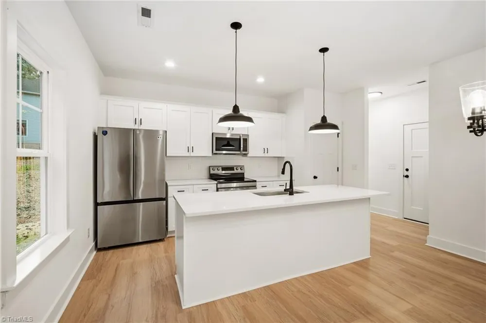 4450 Fernbrook Drive Winston-Salem, NC 27127