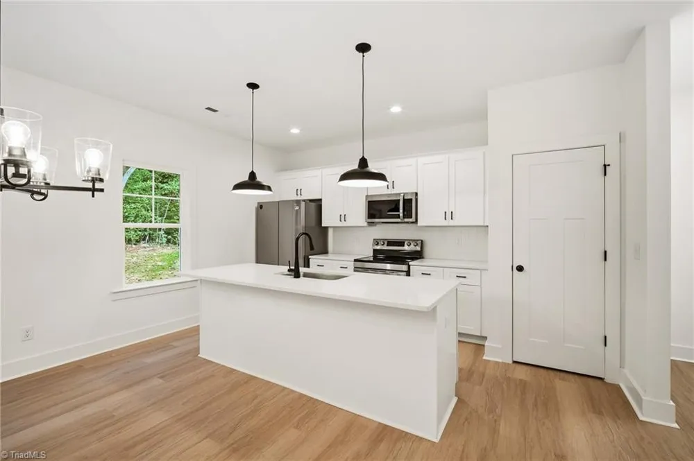 4450 Fernbrook Drive Winston-Salem, NC 27127
