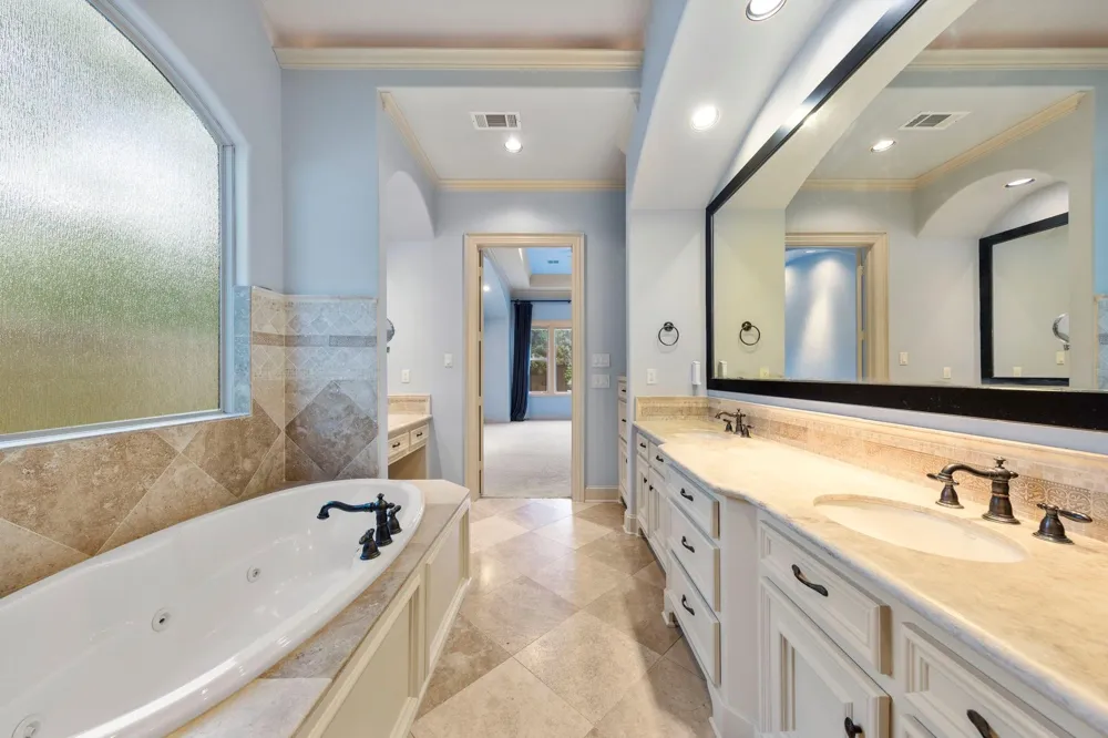3 Pendleton Park Point The Woodlands, TX 77382